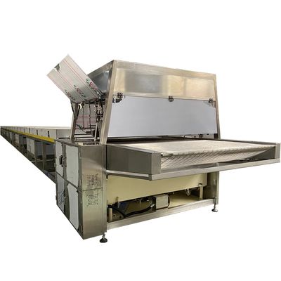 comprar Máquina automática de revestimento de chocolate com revestimento de precisão para biscoitos de chocolate e produtos de wafer online manufacture